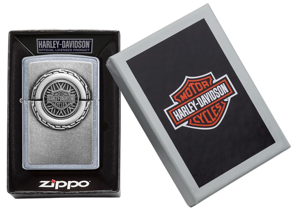 Harley-Davidson® Engine Surprise Emblem Street Chrome Lighter