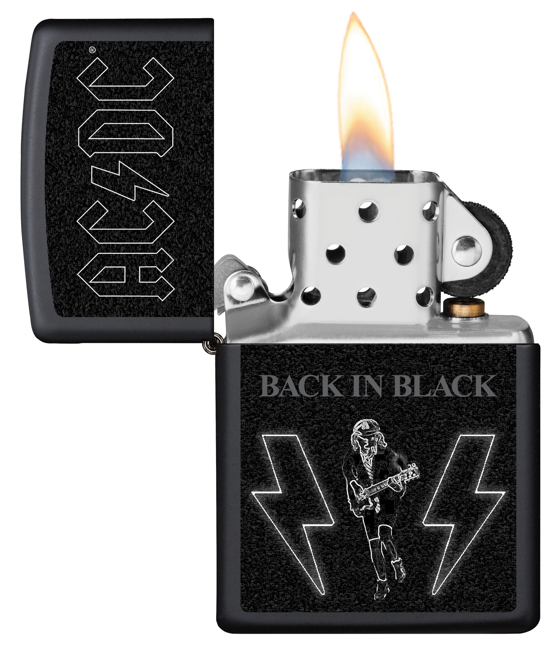 Vue de face du briquet tempête Zippo AC/DC® ouvert, avec flamme